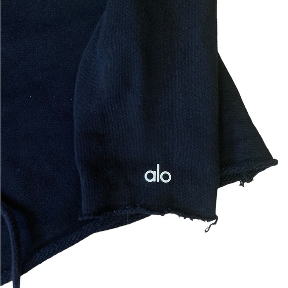 Alo Yoga Cropped Drawstring Hooded Sweatshirt Women’s size Black - Picture 3 of 5